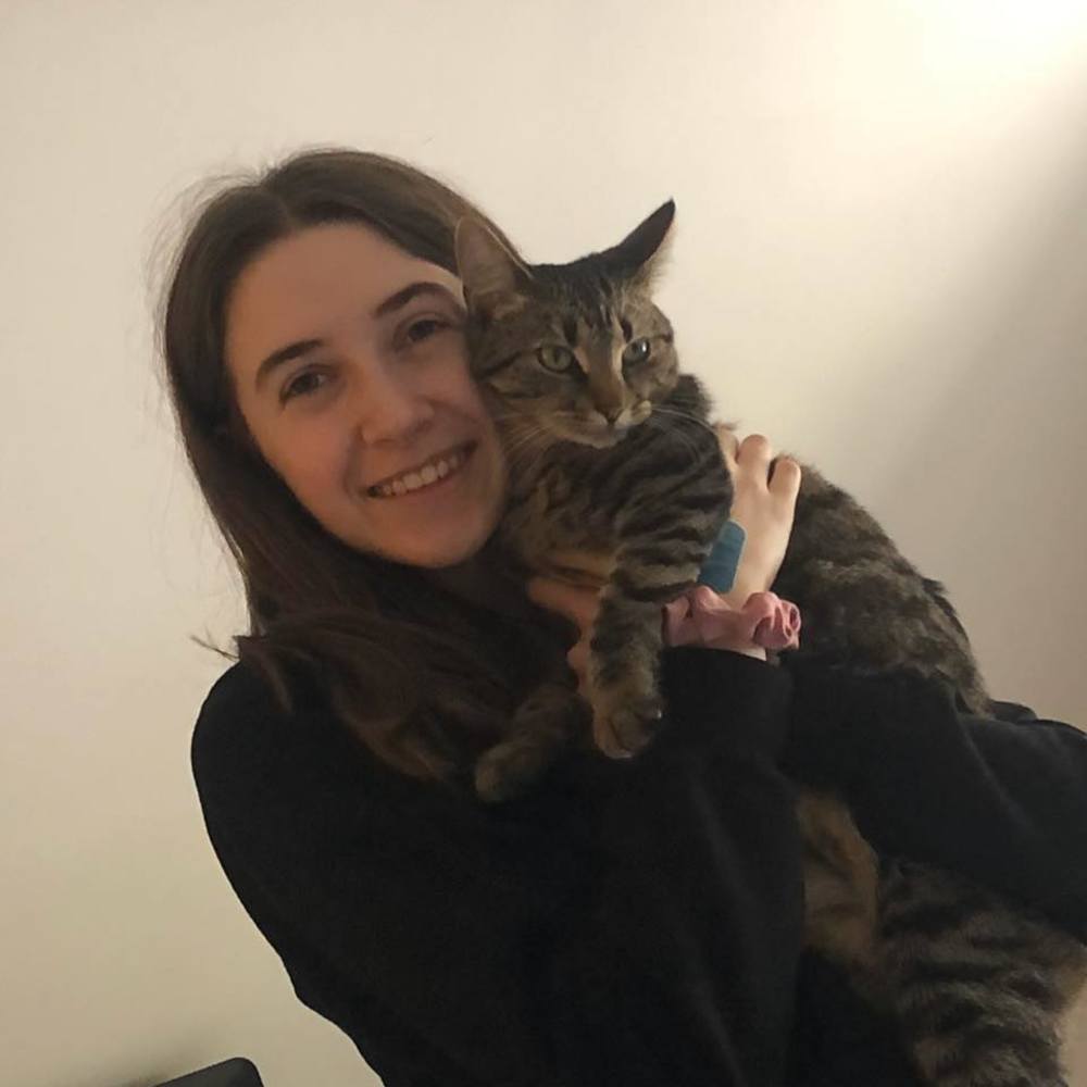Meet your Posher, Carly